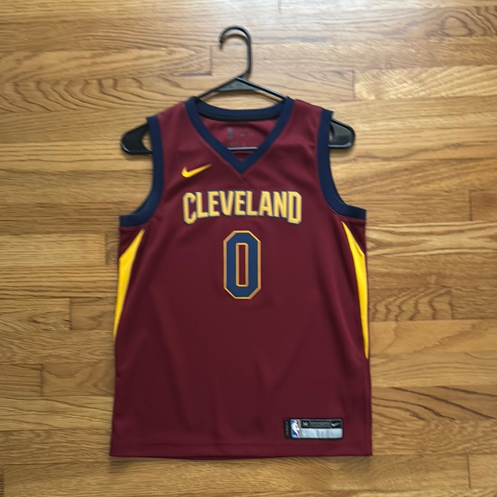 Nike Cleveland Cavaliers Jersey - Maroon